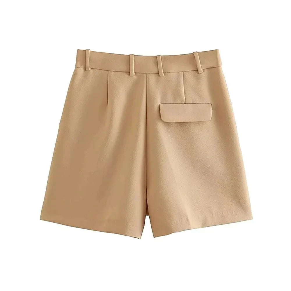 Tailored Shorts – Soft Fabric – Chic Everyday Style