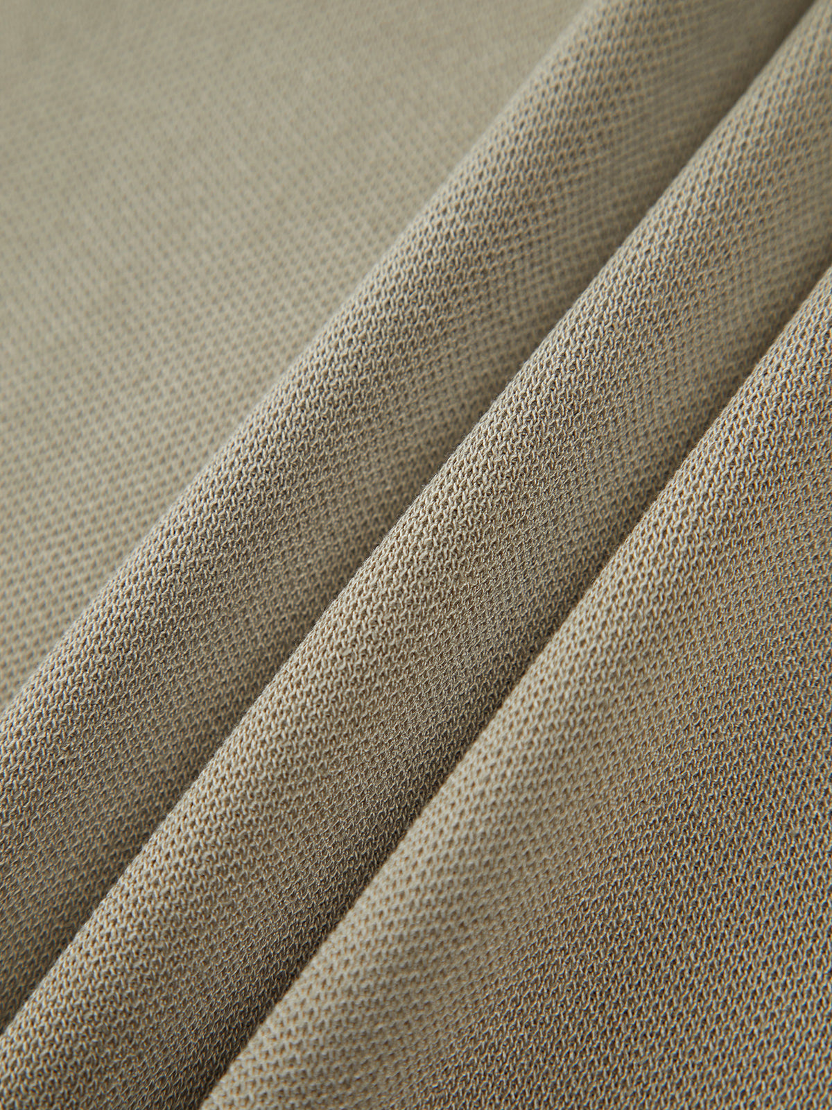 Knitted Sweater – Soft Fabric – Timeless Wardrobe Essential