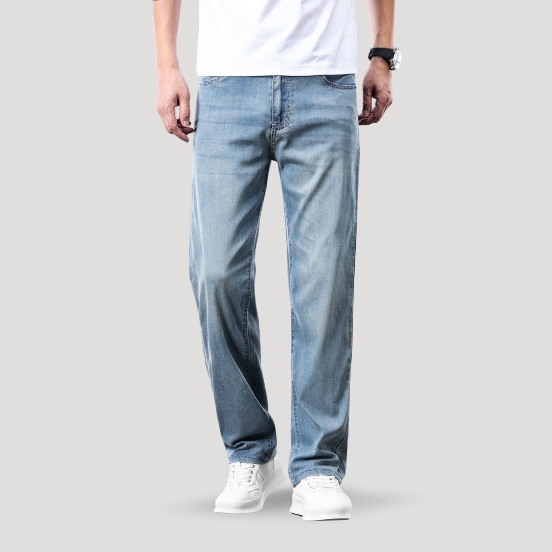 Straight Leg Jeans – Light Wash – Everyday Casual Fit