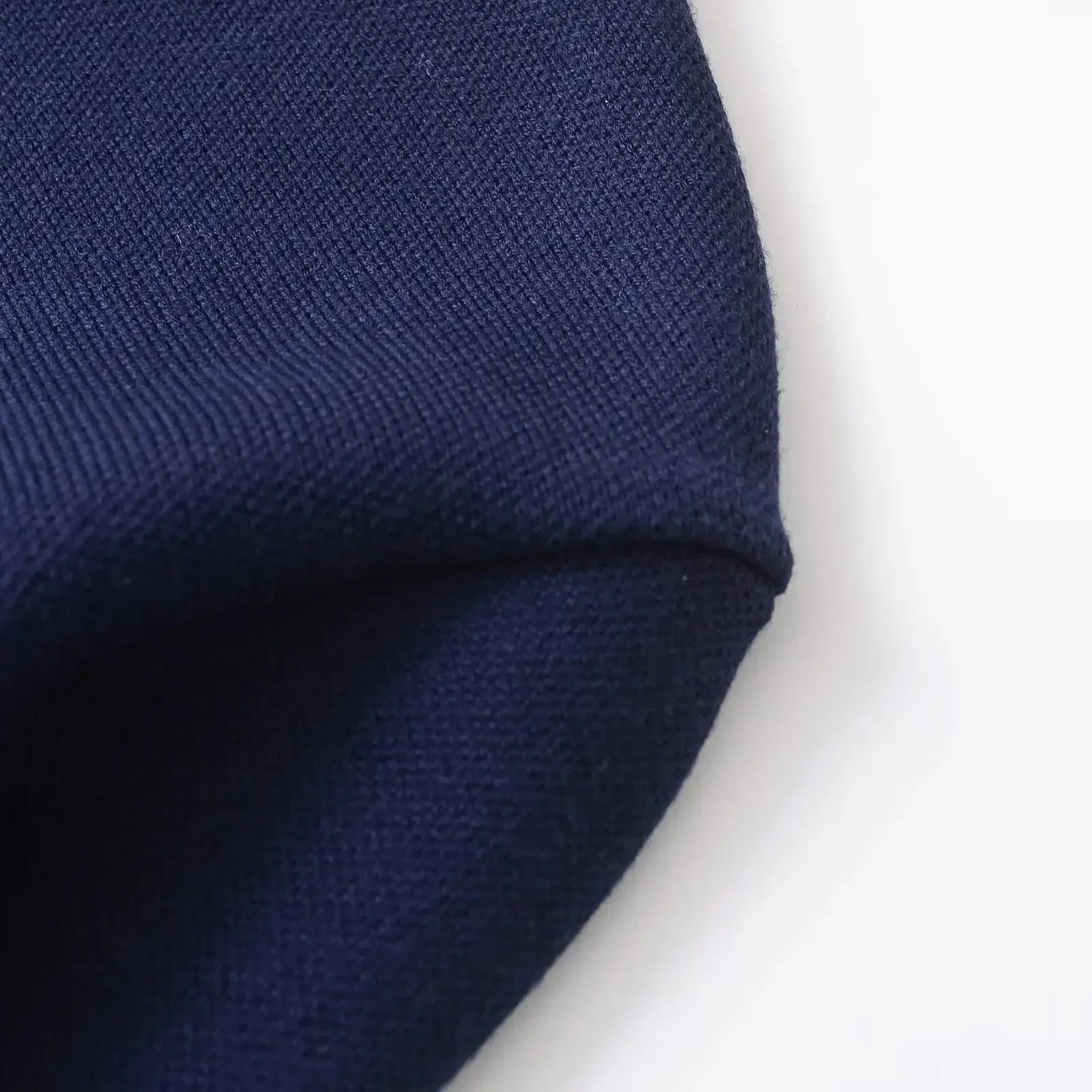 Cardigan Sweater – Button-Up Design – Casual Autumn Layering