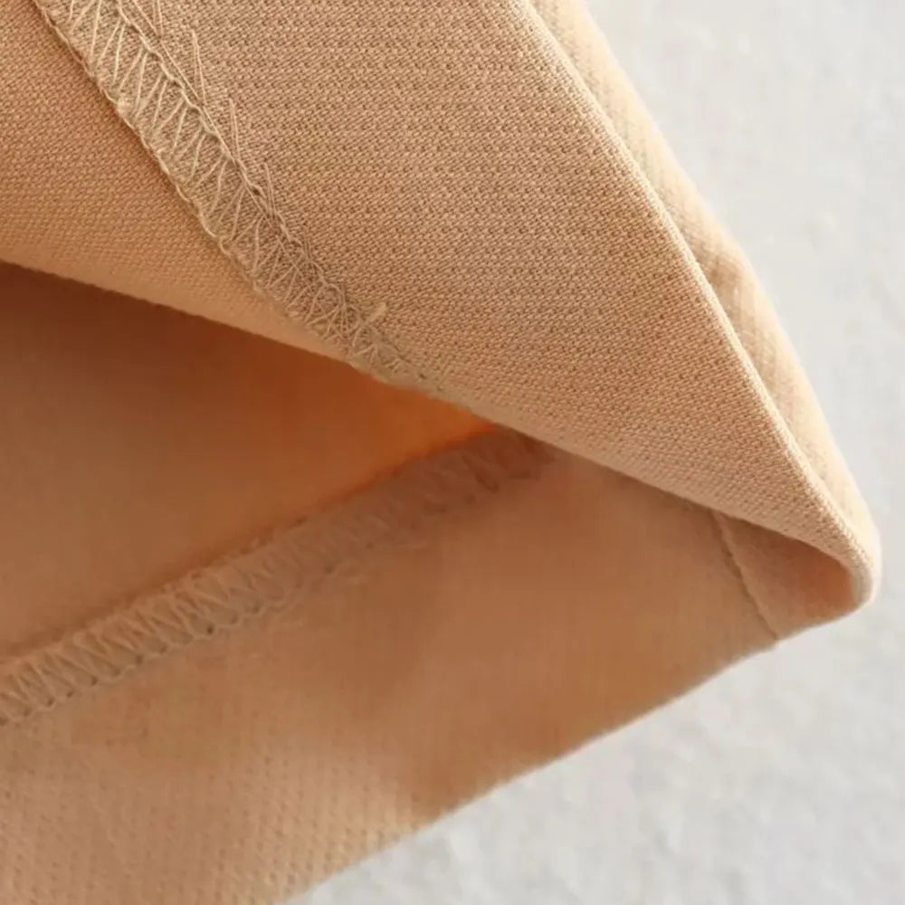 Tailored Shorts – Soft Fabric – Chic Everyday Style