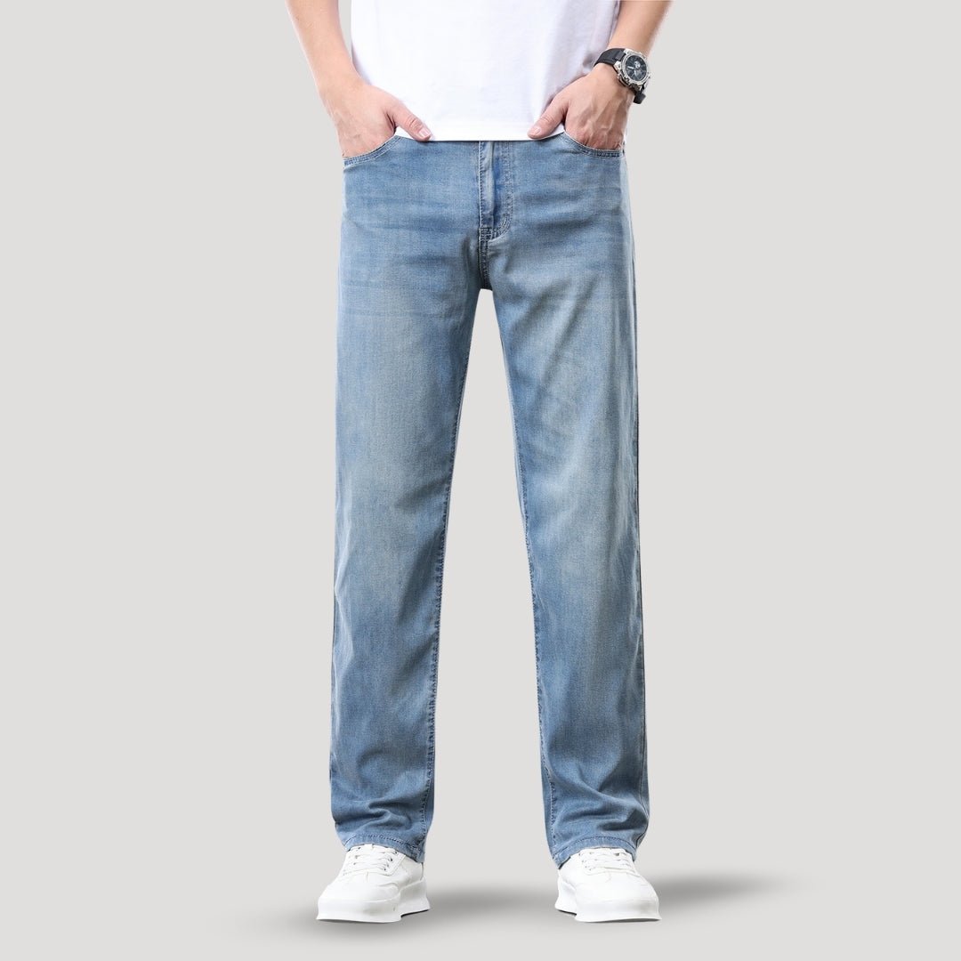 Straight Leg Jeans – Light Wash – Everyday Casual Fit