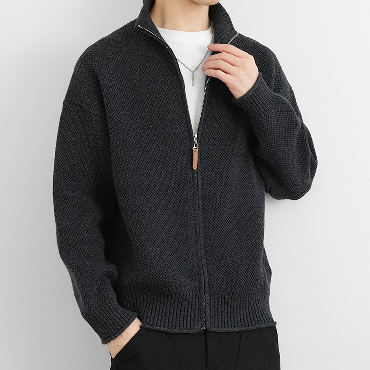Zip-Up Cardigan – Textured Knit – Smart Casual Essential